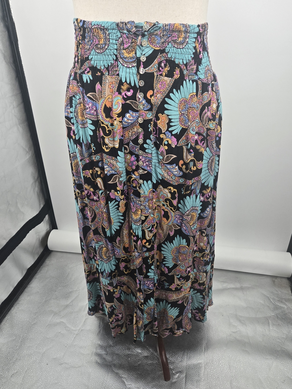 Haute Hippie Black Maxi Skirt with Turquoise and Purple Paisley Motif XL (7301)